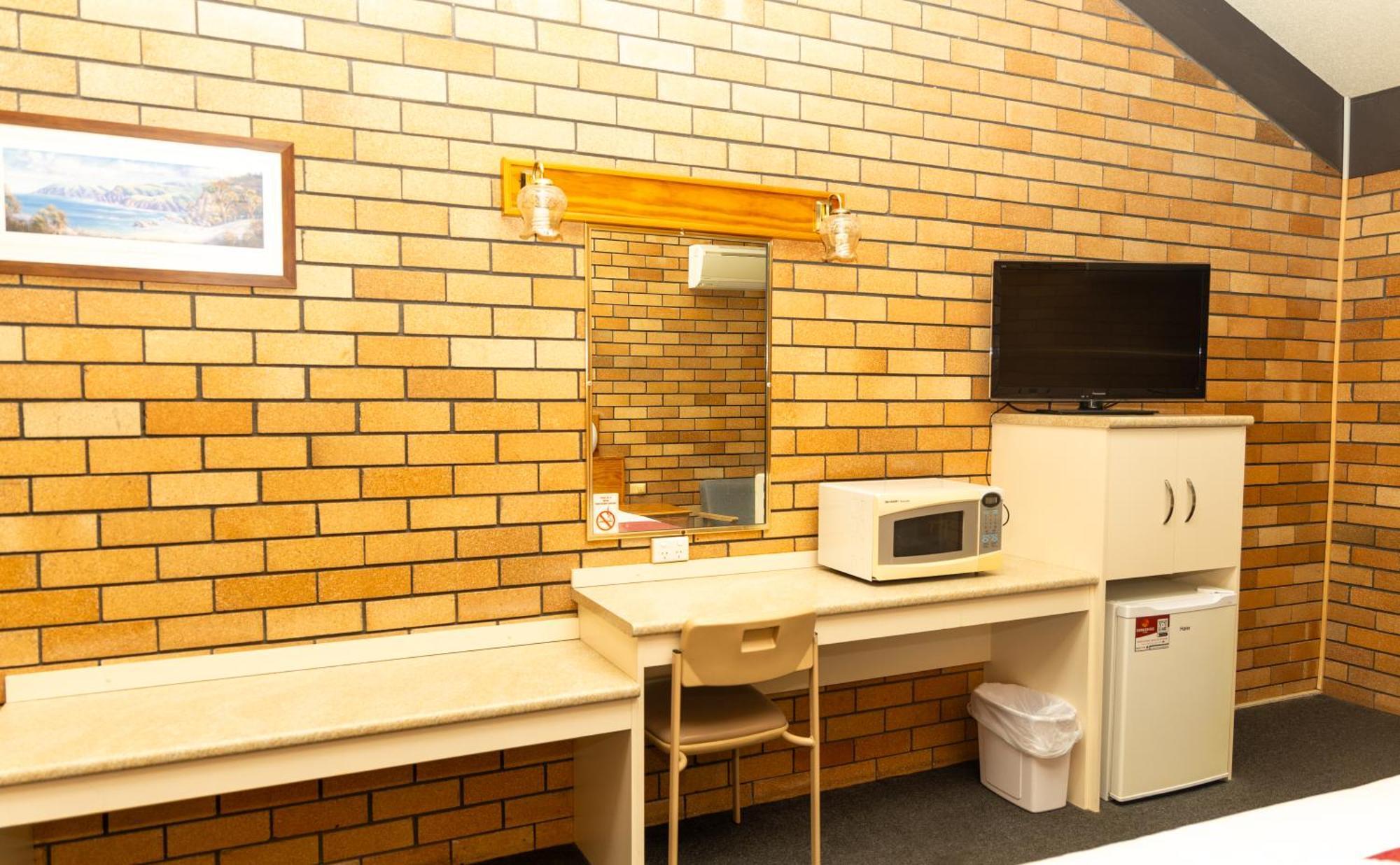 All Travellers Motor Inn Coonabarabran Exteriér fotografie