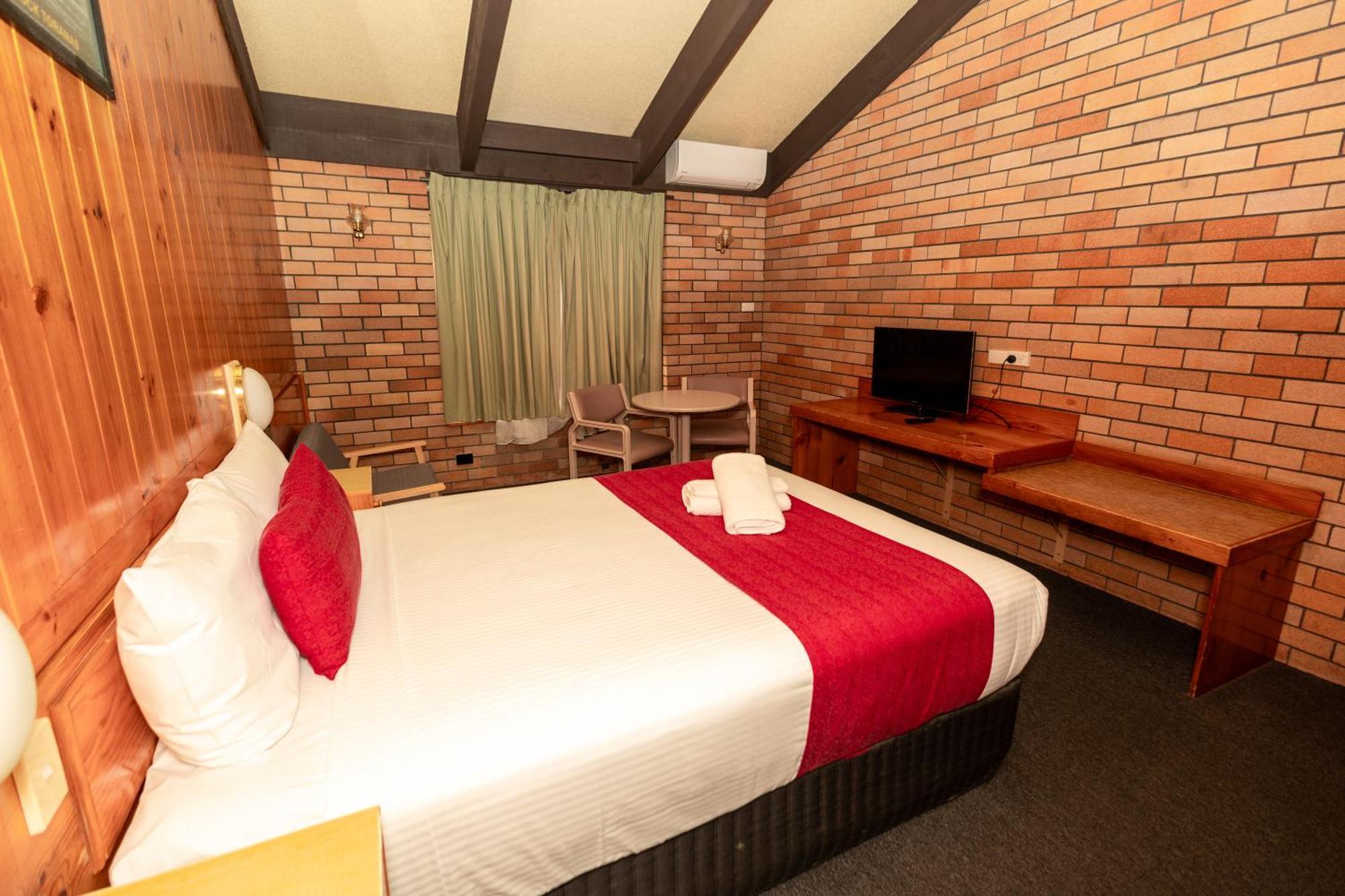 All Travellers Motor Inn Coonabarabran Exteriér fotografie