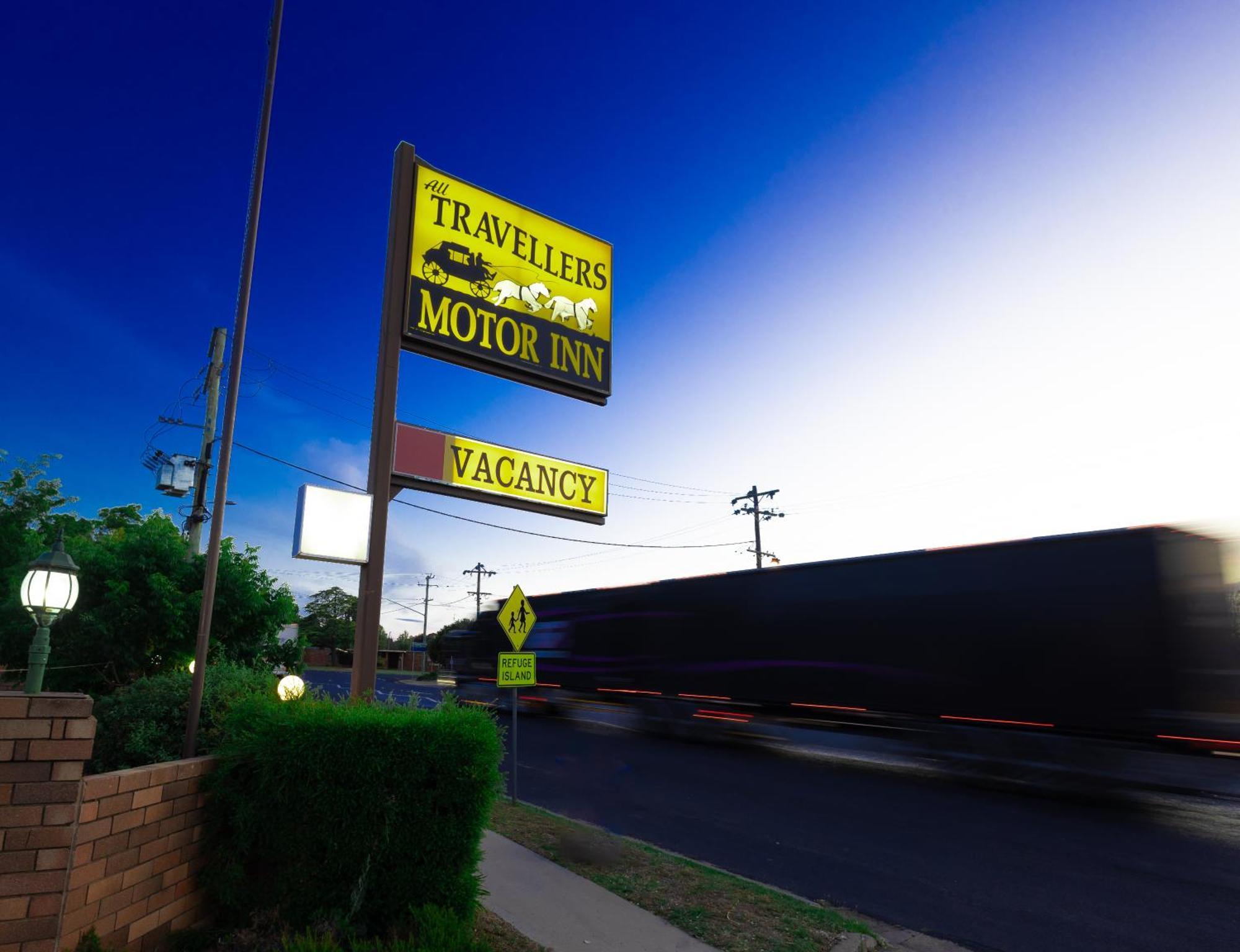 All Travellers Motor Inn Coonabarabran Exteriér fotografie