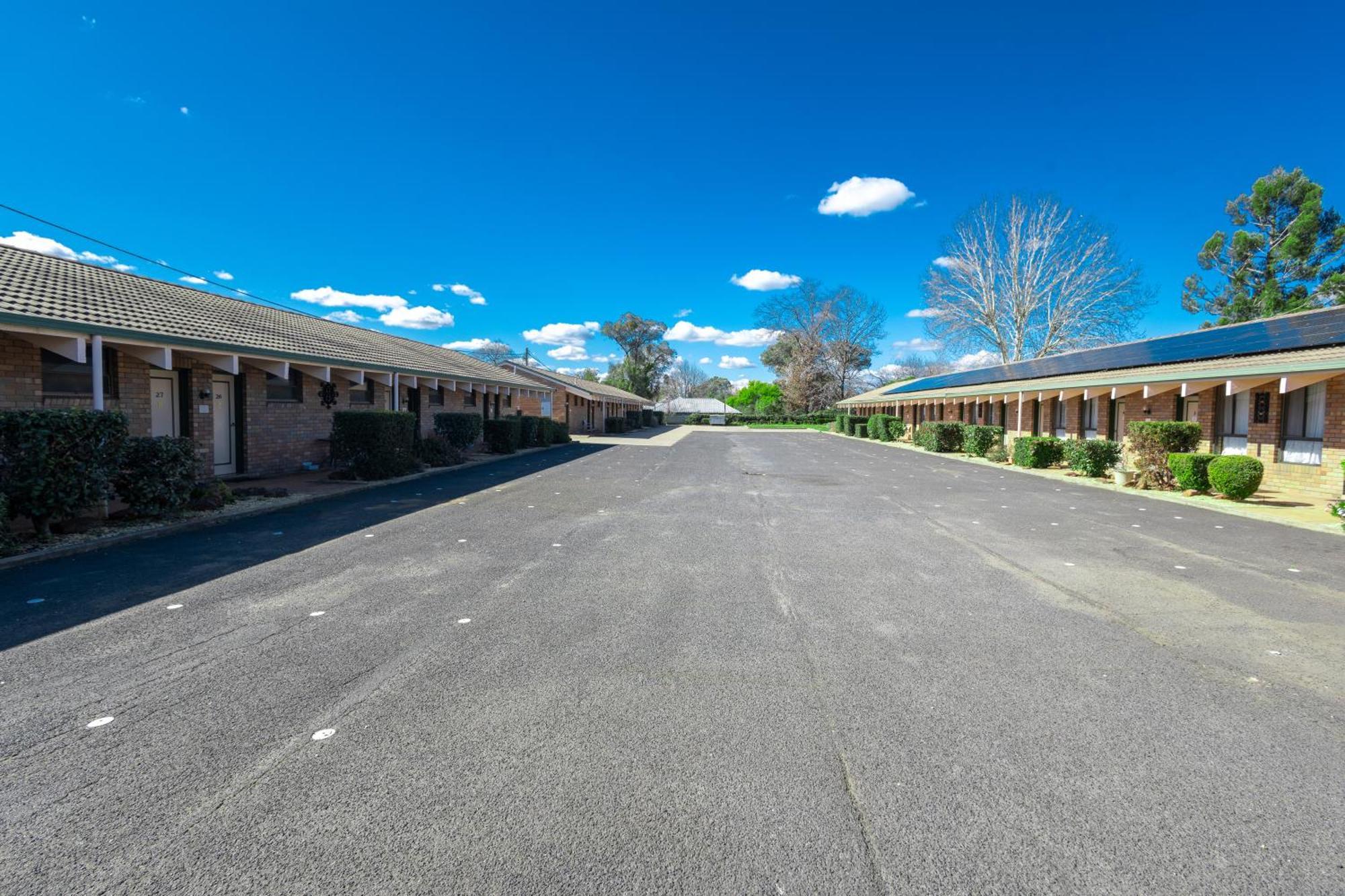 All Travellers Motor Inn Coonabarabran Exteriér fotografie