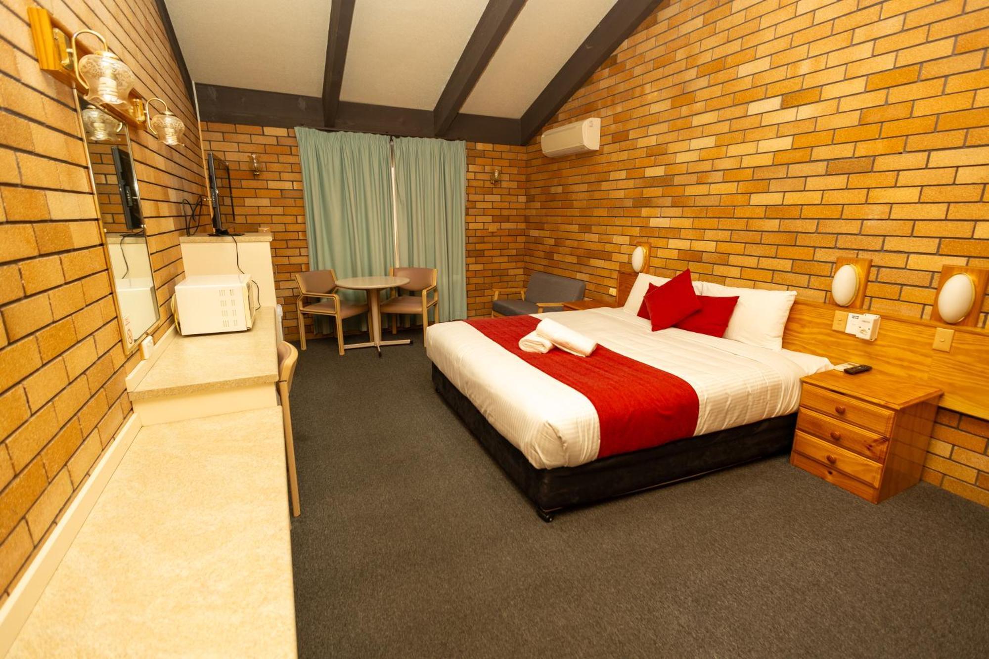 All Travellers Motor Inn Coonabarabran Exteriér fotografie
